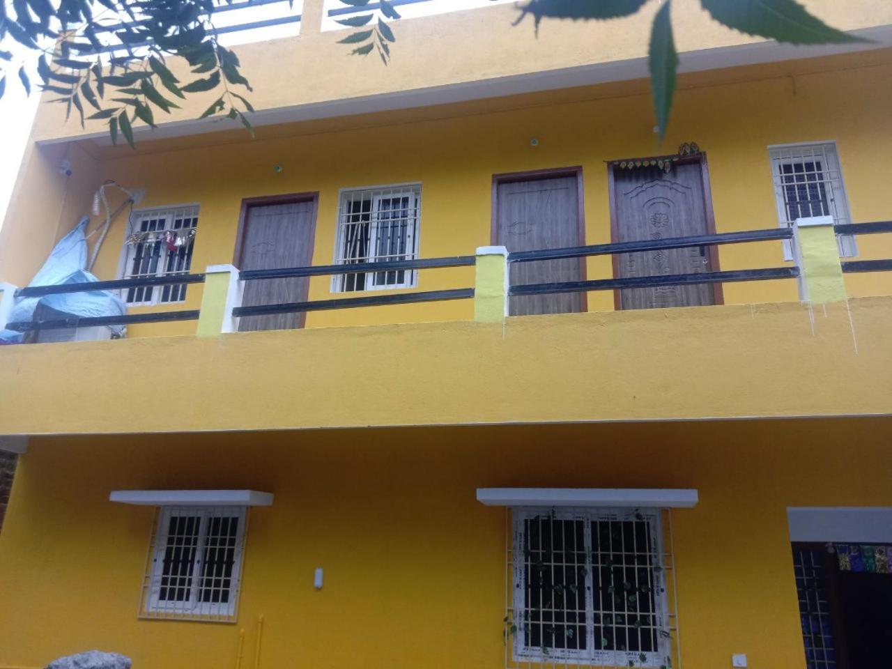 Thendral Hostel Monthly Rental Puducherry Buitenkant foto